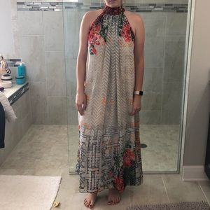 Dress NWOT. Beautiful and comfortable